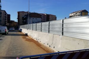 moduli monopiede con recinzione cieca grandi lavori di altezza 100 cm. per opere di demolizione
