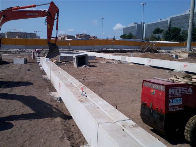 Slotted channels for airports self-supporting D400 or F900 (10)